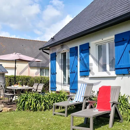 Souvenir Du Guil: Seaside With Garden In *