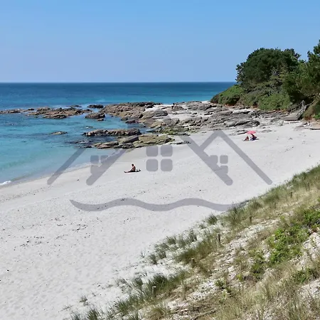Souvenir Du Guil: Seaside With Garden In