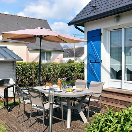Holiday home Souvenir Du Guil: Seaside With Garden In Guilvinec