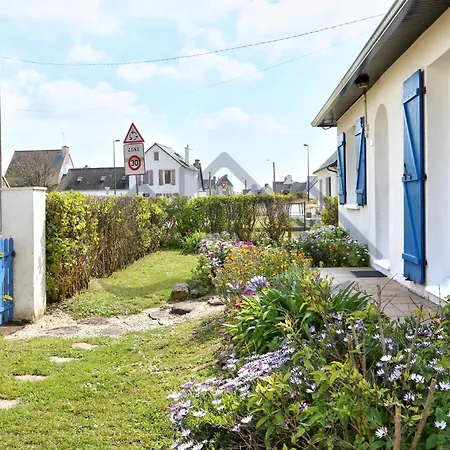Holiday home Souvenir Du Guil: Seaside With Garden In Guilvinec